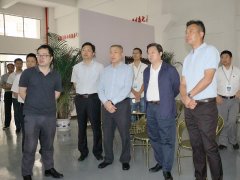 省人社廳廳長胡奇一行來我司調研創(chuàng)新創(chuàng)業(yè)工作